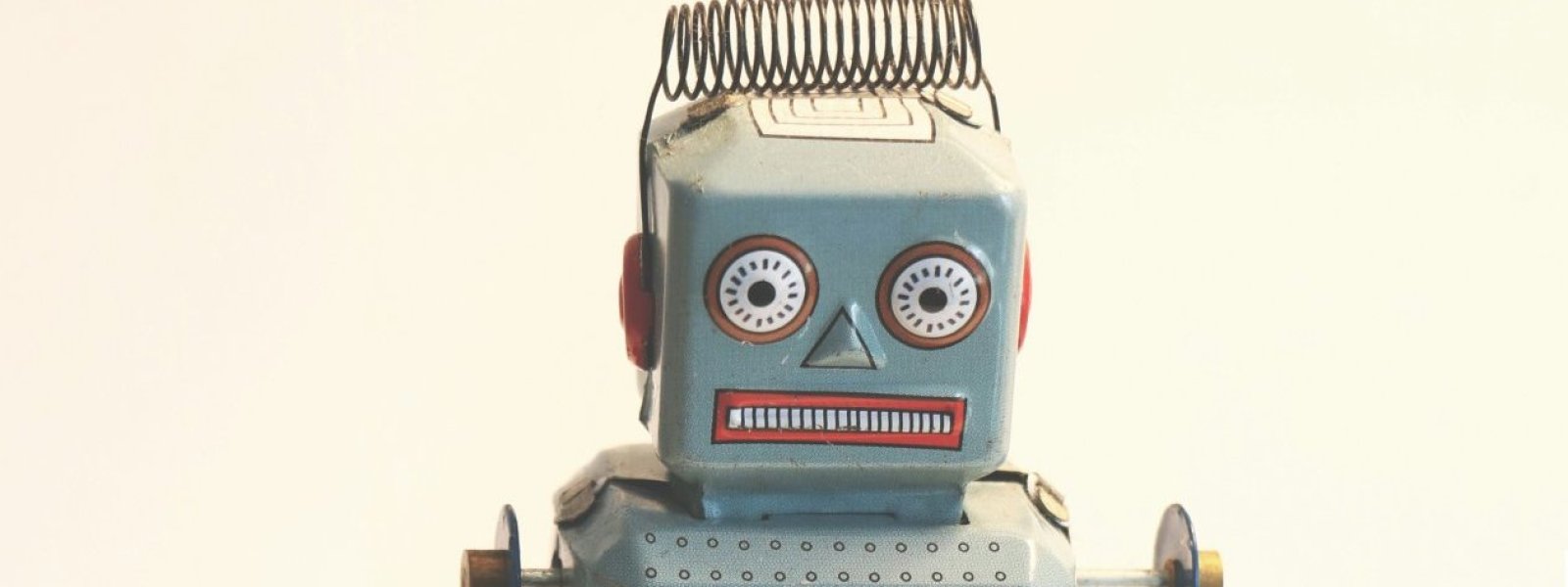 ¿Qué es robots.txt y cómo debo usarlo en mi sitio web?